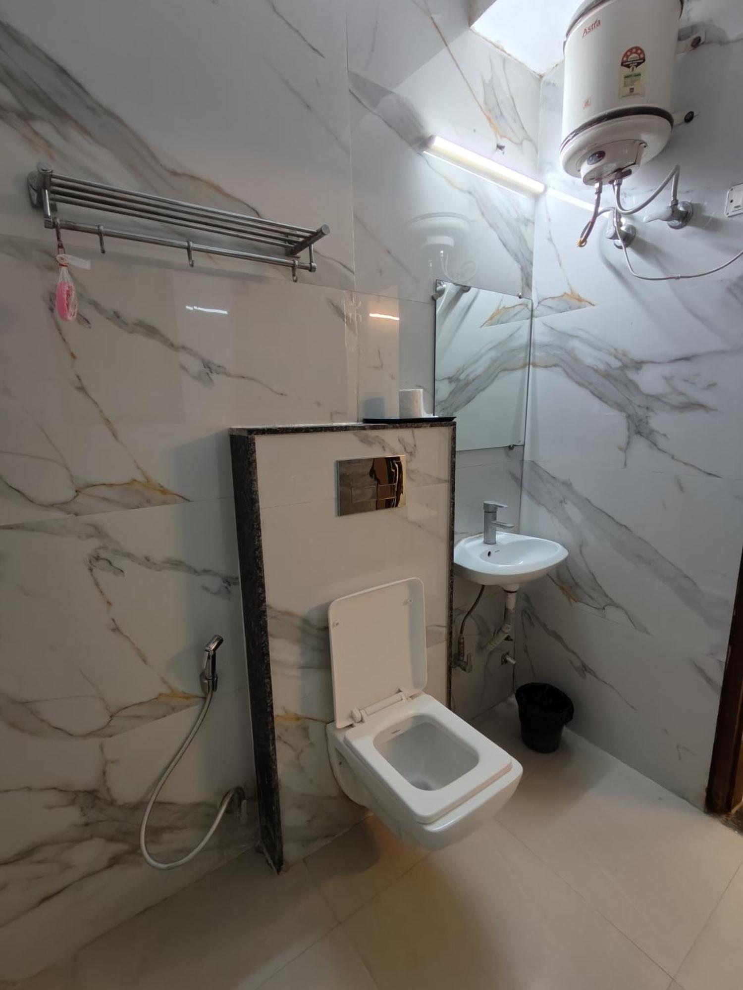 Hotel Smart Plaza نيودلهي المظهر الخارجي الصورة