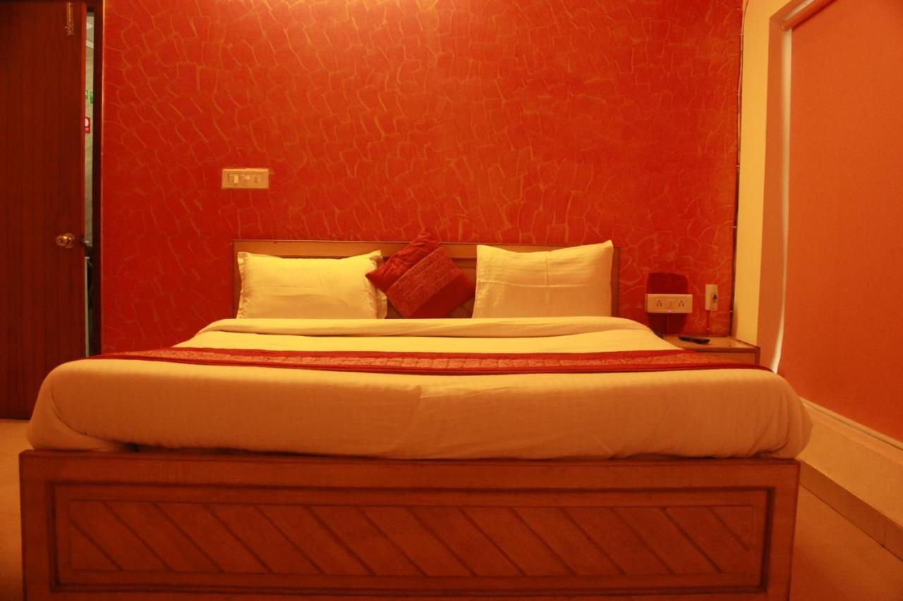Hotel Smart Plaza نيودلهي المظهر الخارجي الصورة