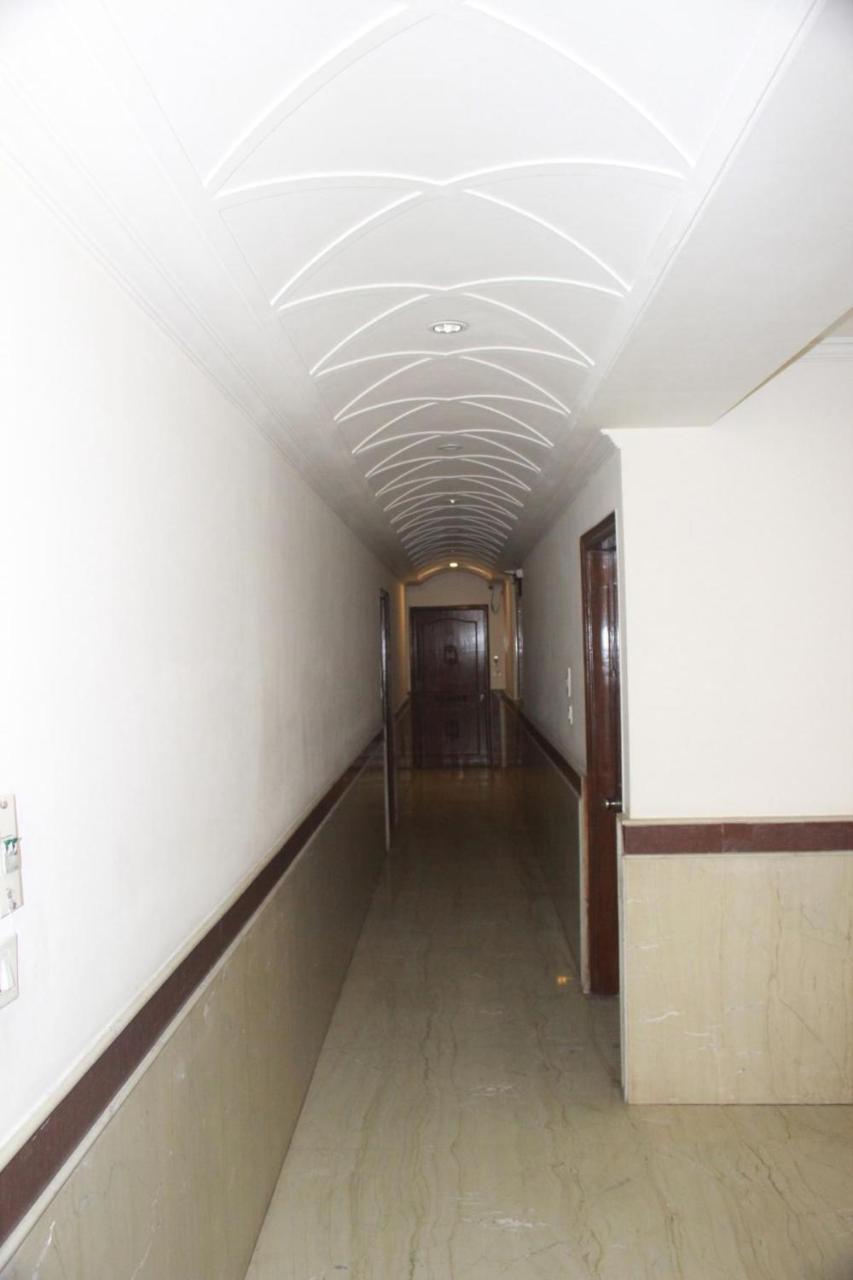 Hotel Smart Plaza نيودلهي المظهر الخارجي الصورة